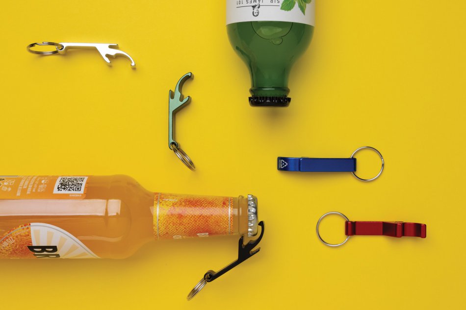 RCS fles- en blikopener van gerecycled aluminium rood