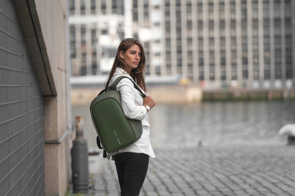 Bobby Hero Small, anti-diefstal rugzak groen, zwart